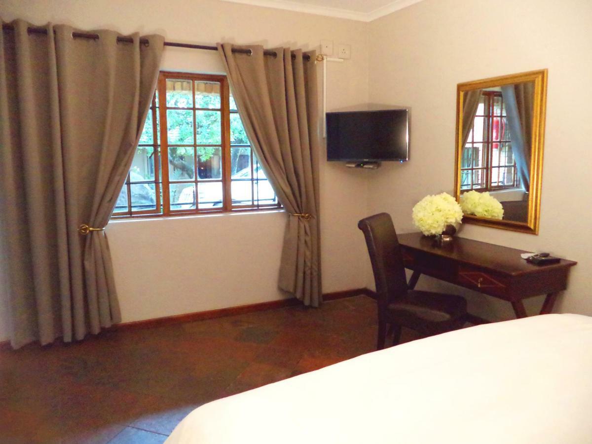 Belladona Guesthouse Mbombela Dış mekan fotoğraf